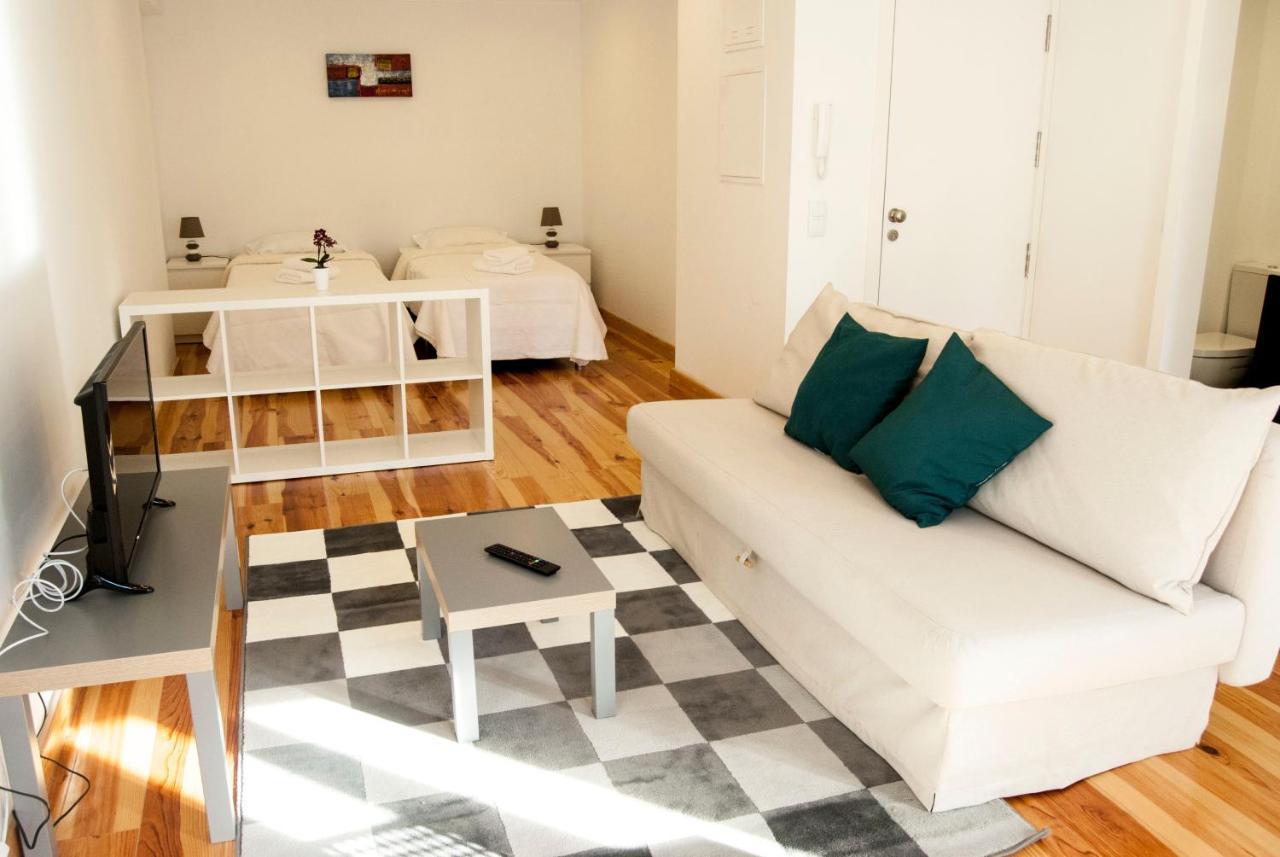 Daora Lisbon Low Cost Hostel المظهر الخارجي الصورة