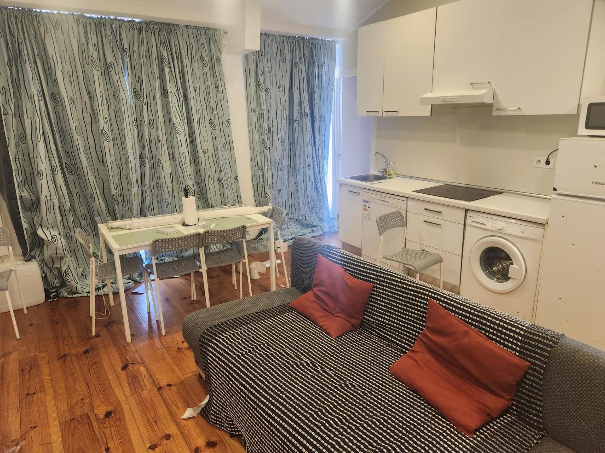 Daora Lisbon Low Cost Hostel المظهر الخارجي الصورة
