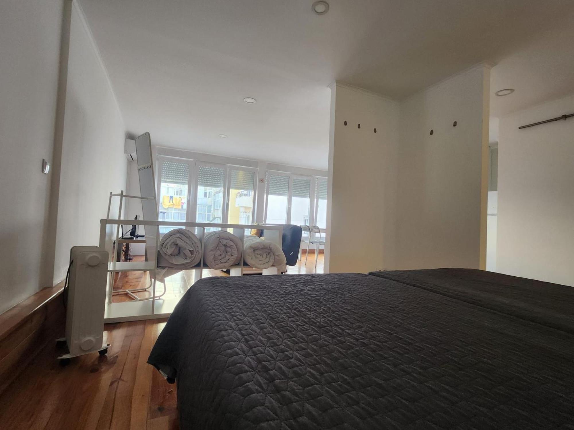 Daora Lisbon Low Cost Hostel المظهر الخارجي الصورة